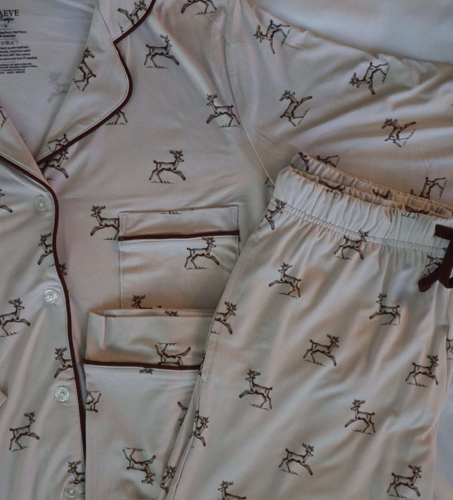 Women’s Pajama Set - Dancing Deer