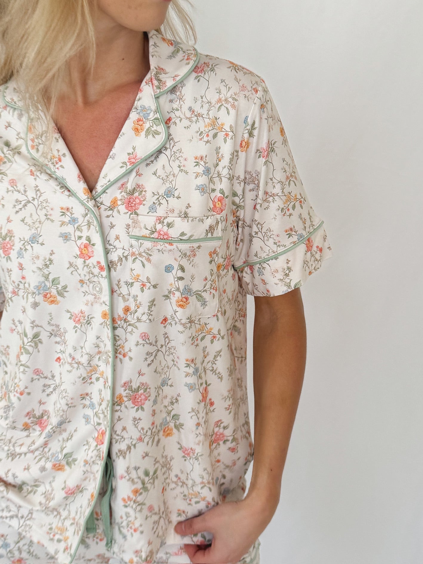 Women’s Short Sleeve Pajama Set - Ellery’s Enchantment